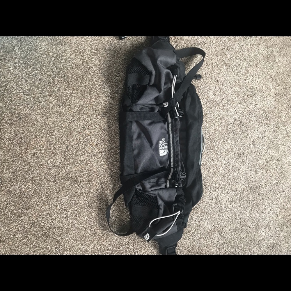 North face fanny pack
